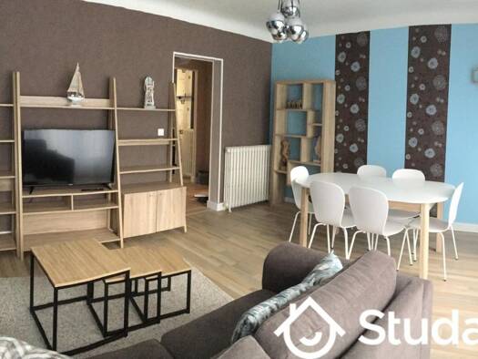 Colocation à louer - logement étudiant 420 € 1 pièce 3 chambres 11 m² 1er étage Dufau-Tourasse Pau 64000