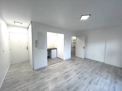 Appartement à louer 620 € 1 pièce 26,1 m² Étage 2/3 Claye-Souilly 77410