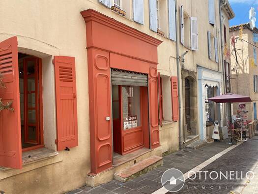 Espace bureau à louer 650 € 32 m² de bureaux Village Roquebrune sur Argens 83520