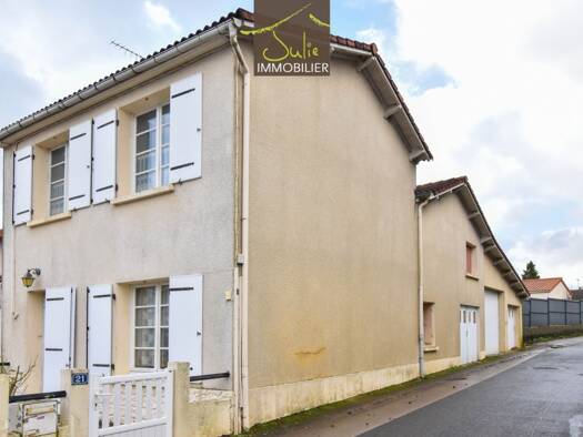 Maison à vendre 76 000 € 5 pièces 4 chambres 102 m² 372 m² de terrain Le Pin 79140