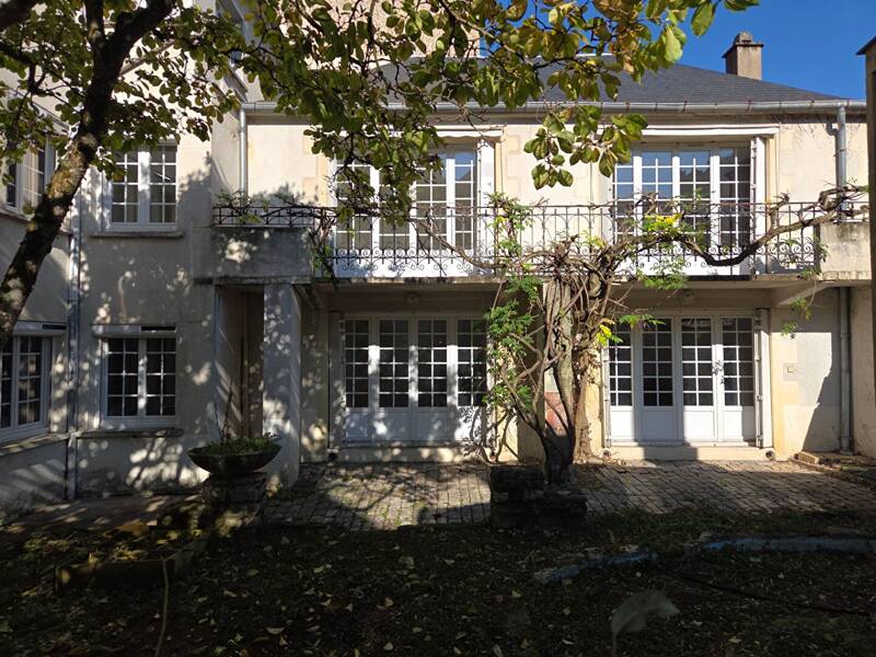 Maison à louer, 242m², NEVERS