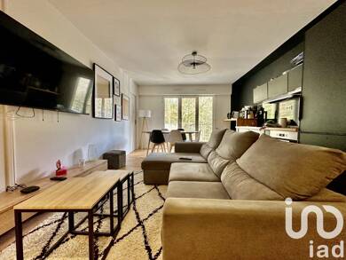 Appartement à louer 360 € 5 pièces 4 chambres Étage 2/8 Penhars Quimper 29000
