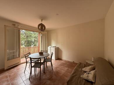 Appartement à louer 350 € 1 pièce 18 m² 2ème étage Amelie les Bains Palalda 66110