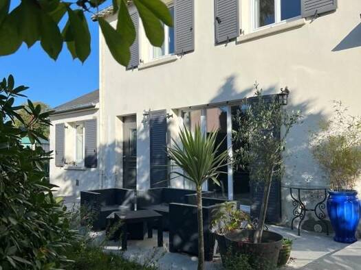 Maison à vendre 325 500 € 6 pièces 4 chambres 175 m² 1 336 m² de terrain Bains-sur-Oust 35600