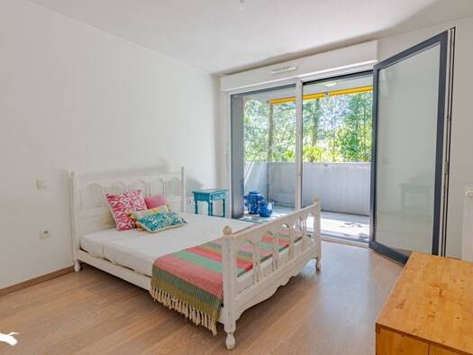 Appartement à vendre 210 000 € 3 pièces 2 chambres 60,5 m² Étage 1/4 Bas Cenon-cours Victor Hugo-Gambetta Cenon 33150