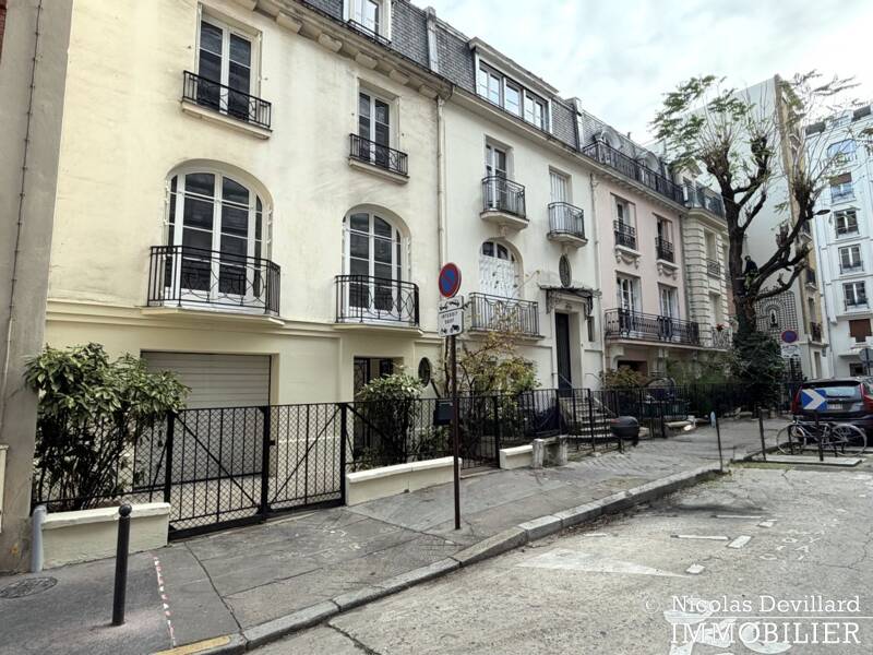 Maison à louer, 237m², PARIS 15E