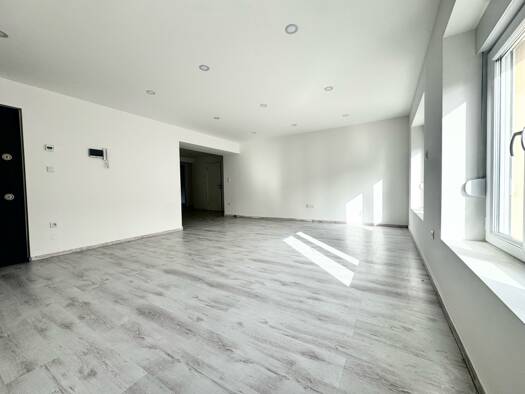 Appartement à vendre 116 000 € 4 pièces 2 chambres 76 m² Étage 1/2 Freyming-Merlebach 57800