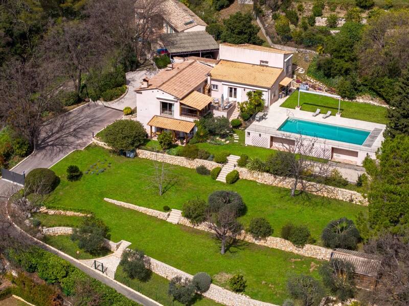Maison à vendre, 250m², TOURRETTES SUR LOUP