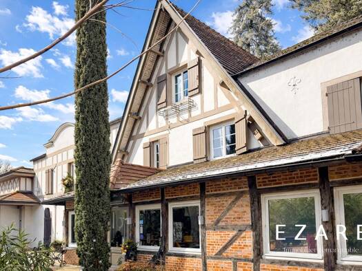 Hôtel à vendre Fonds de commerce 295 000 € 460 m² d'espace de restauration Chalon-sur-Saône 71100