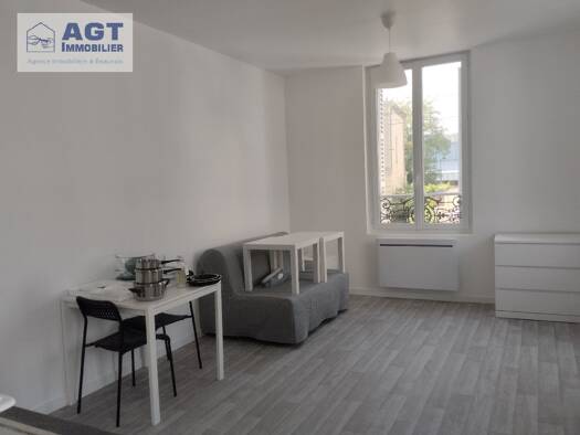 Appartement à louer 450 € 1 pièce 23 m² 1er étage Saint Just des Marais Beauvais 60000