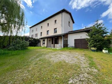 Maison à vendre 210 000 € 8 pièces 4 chambres 180 m² 720 m² de terrain Peripherie St Genest Lerpt 42530