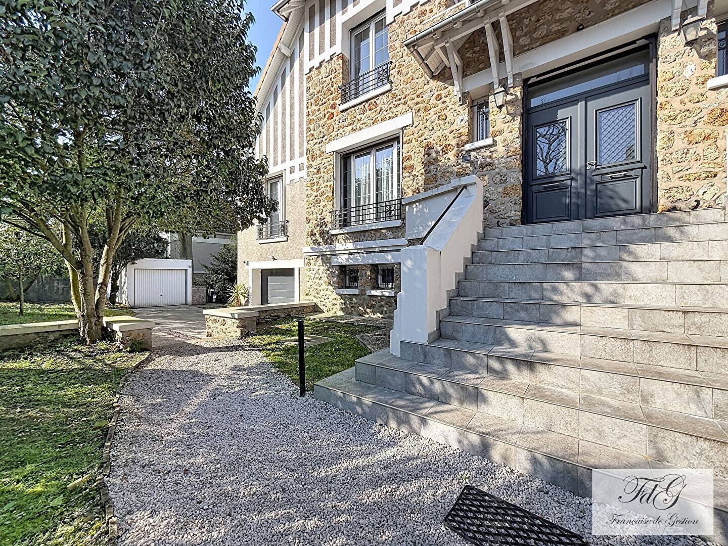 Maison à vendre, 310m², SEVRES