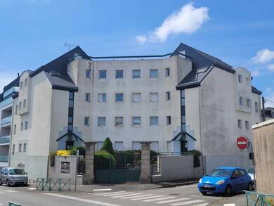 Appartement à louer 888 € 3 pièces 2 chambres 68 m² Étage 2/3 Zone Industrielle du Prat Vannes 56000