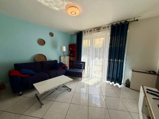Appartement à vendre 179 900 € 2 pièces 1 chambre 41 m² 3 étages Leclerc-Centre Ouest Brie Comte Robert 77170