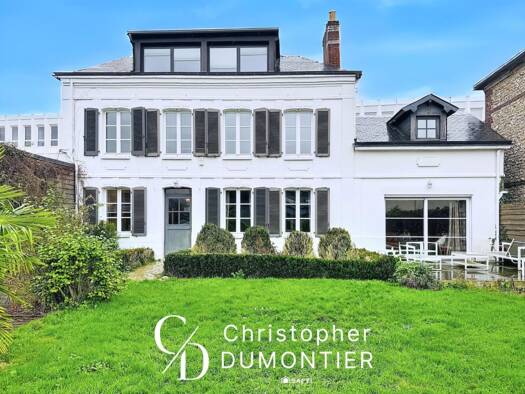 Demeure à vendre 650 000 € 7 pièces 4 chambres 230 m² 656 m² de terrain Le Village Bihorel 76420