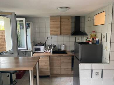 Appartement à louer 700 € 1 pièce 1 chambre 28 m² RDC Gare-Parc du Chateau-Le Gros Buisson Vigneux-sur-Seine 91270