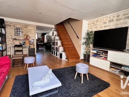 Duplex à vendre 199 000 € 3 pièces 2 chambres 104 m² Étage 1/1 Centre Ville-Mairie Lunel 34400