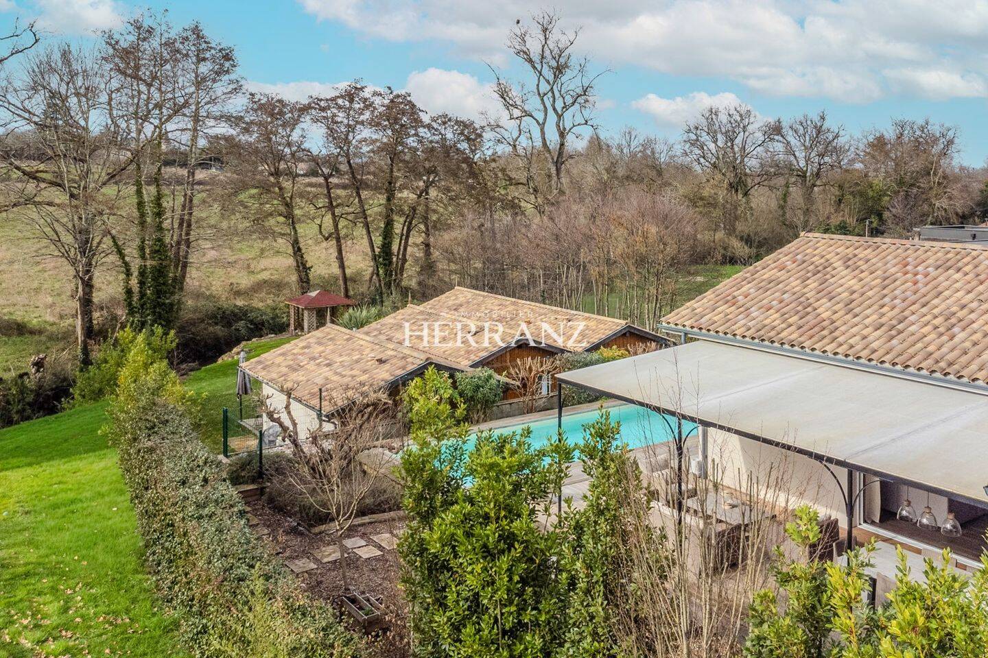 Maison à vendre, 280m², SAINT SULPICE ET CAMEYRAC