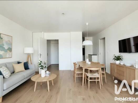 Appartement à vendre 189 900 € 3 pièces 2 chambres 61,6 m² Étage 1/3 Sud Arpajon 91290