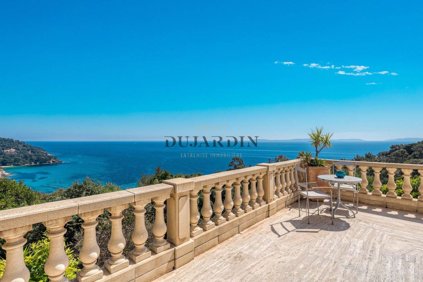 Maison à vendre, 255m², RAYOL CANADEL SUR MER