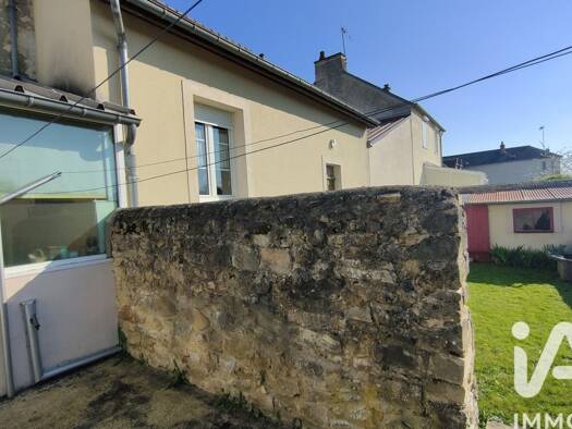 Maison à vendre 126 000 € 5 pièces 3 chambres 90 m² 207 m² de terrain Sud Mamers 72600