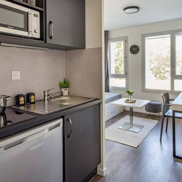 Appartement à louer 534 € 1 pièce 18 m² Les Fontaines Tours 37200
