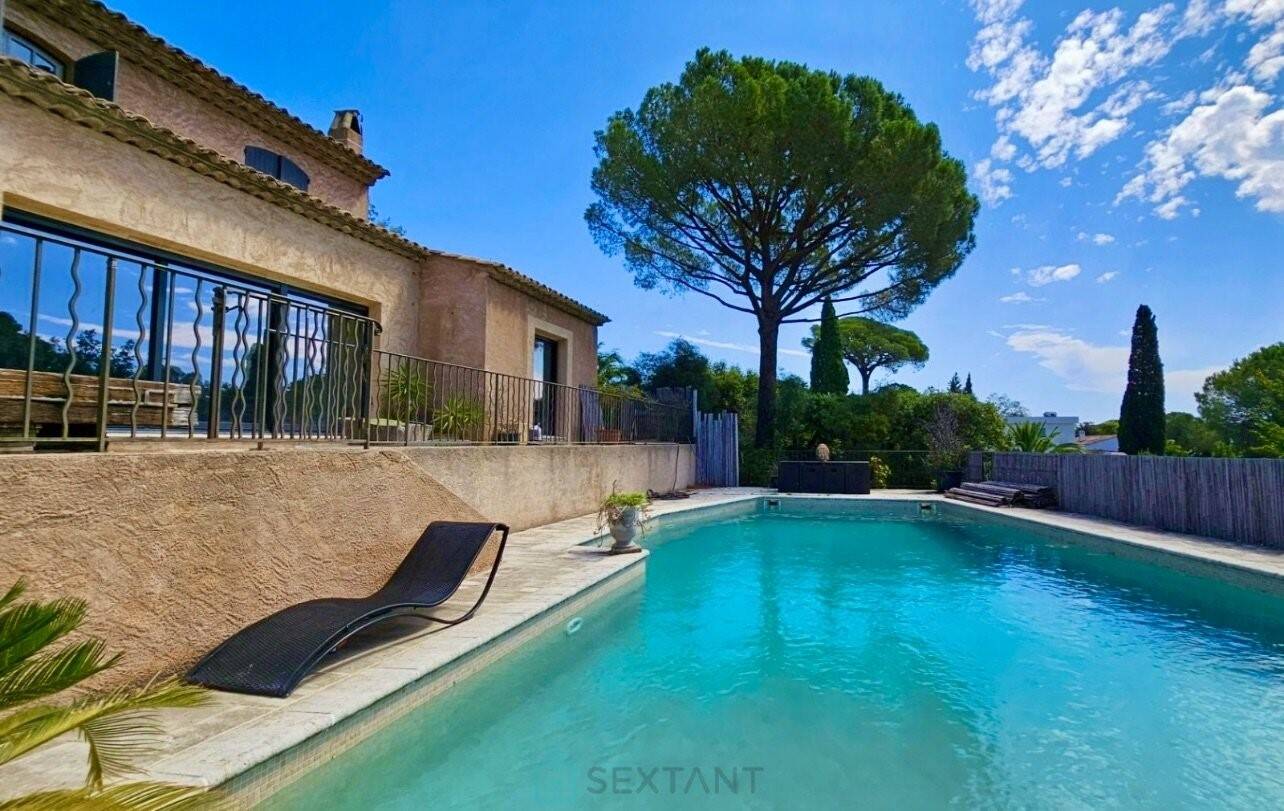 Maison à vendre, 270m², GRIMAUD