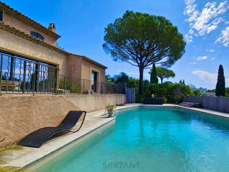 Maison à vendre, 270m², GRIMAUD