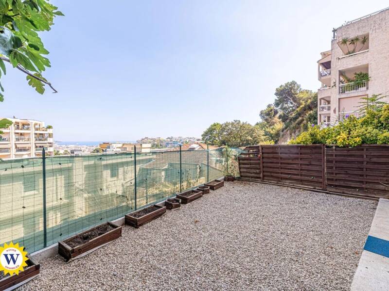 Maison à louer, 17m², NICE