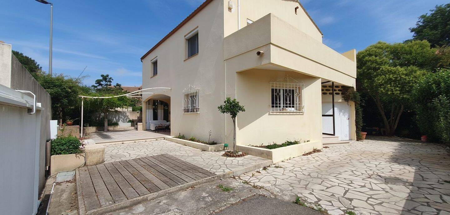 Maison à vendre, 183m², BEZIERS
