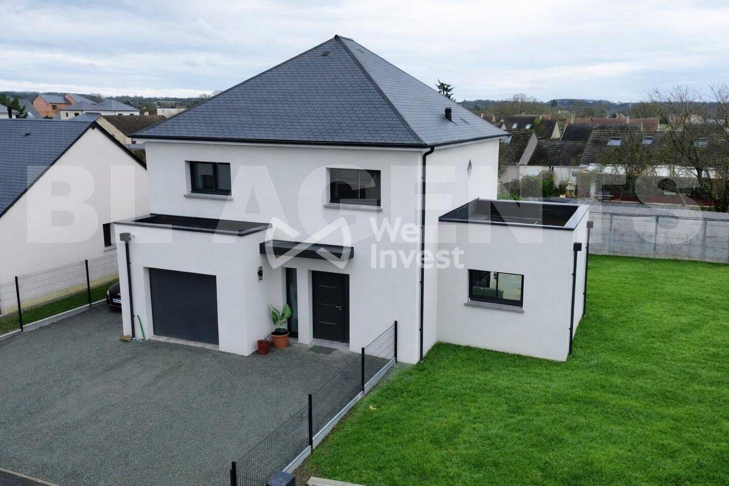 Maison à vendre, 144m², NEUVILLE SUR SARTHE