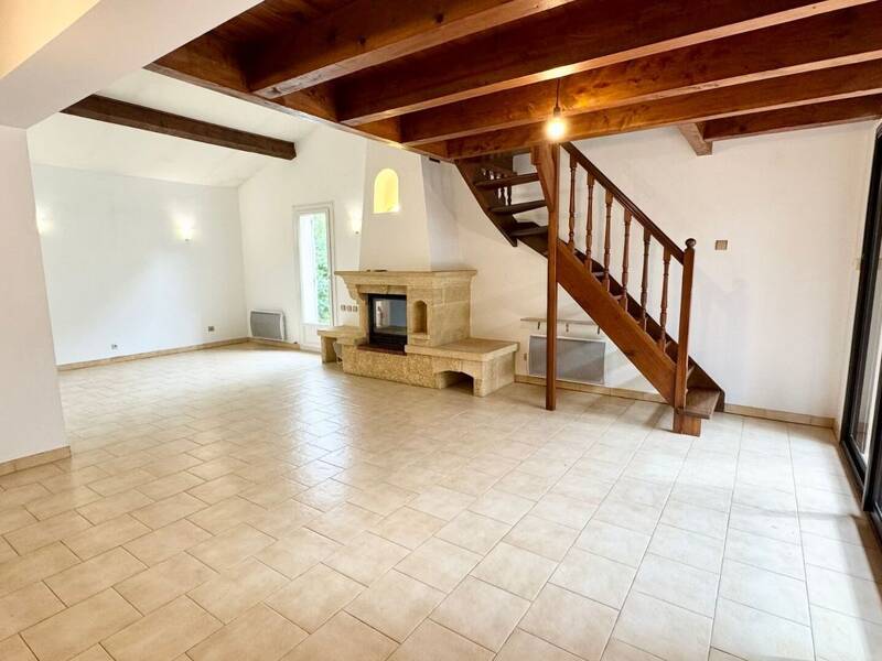 Maison à louer, 98m², SAUSSET LES PINS