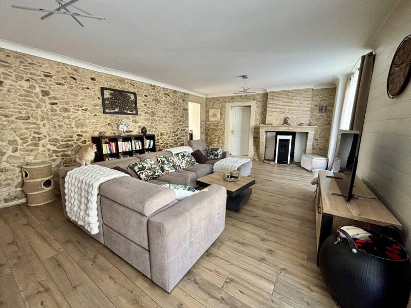 Maison à vendre, 220m², SAINT PIERRE DE MONS