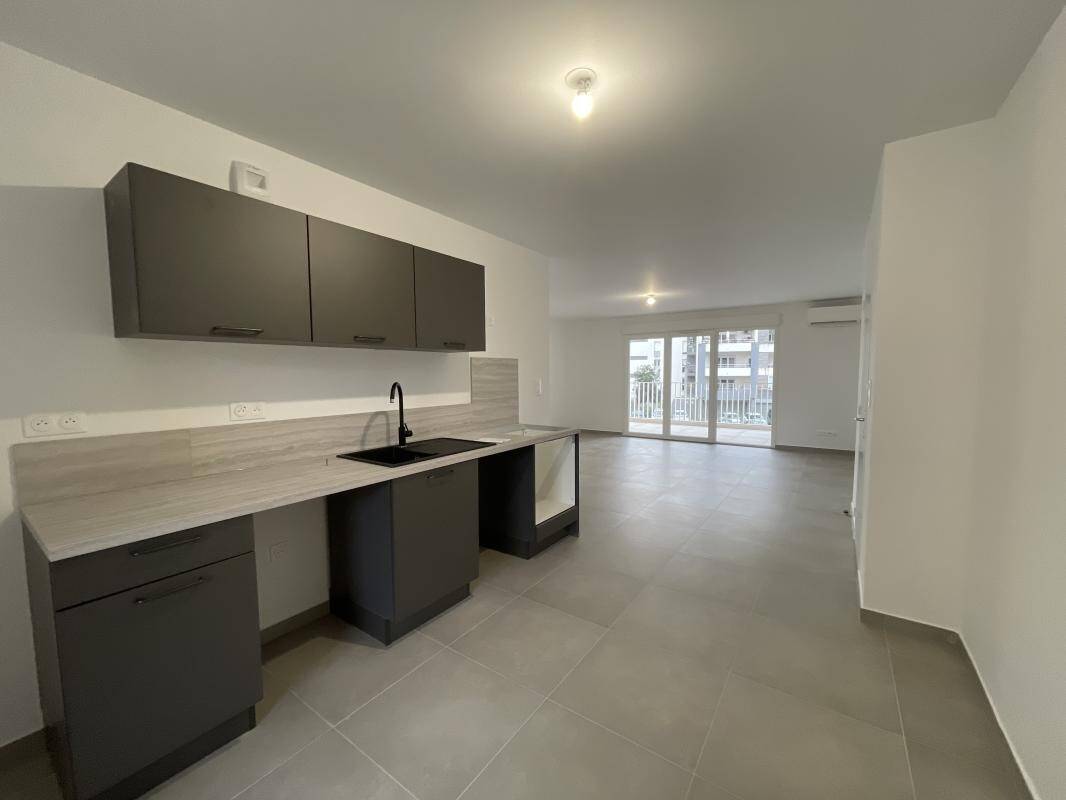 Maison à louer, 92m², AJACCIO