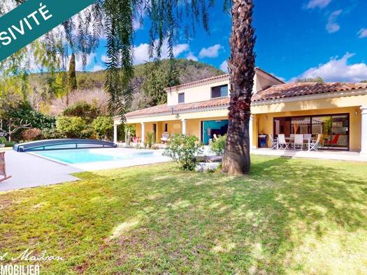 Maison à vendre 1 095 000 € 7 pièces 4 chambres 217 m² 2 000 m² de terrain Sainte Christine Solliès-Pont 83210