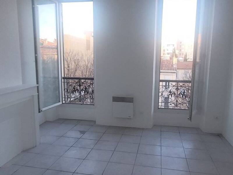 Maison à louer, 44m², MARSEILLE 5E