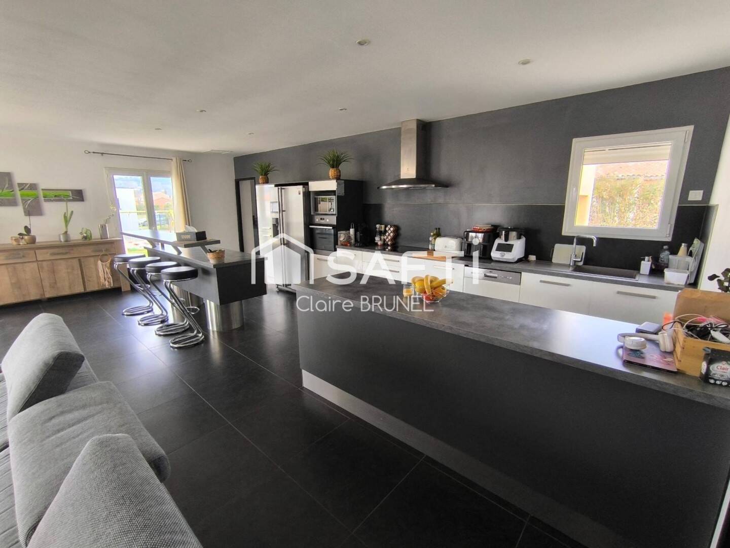 Maison à vendre, 162m², SAINT JULIEN LES ROSIERS