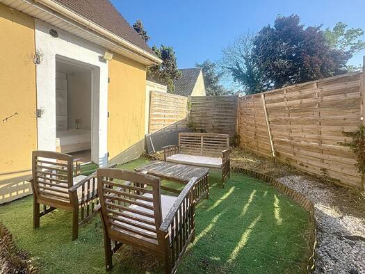 Appartement à louer 700 € 2 pièces 1 chambre 34 m² RDC Le Bois Hérouville-Saint-Clair 14200