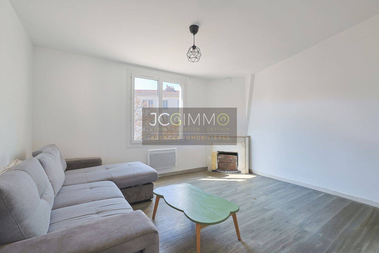 Maison à vendre, 40m², TOULON