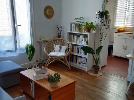 Appartement à vendre 105 000 € 2 pièces 1 chambre 40 m² Étage 1/2 La Rochette 77000