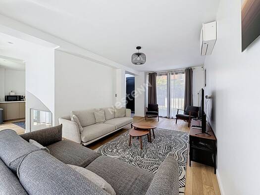 Maison à vendre 790 000 € 5 pièces 4 chambres 170 m² 145 m² de terrain Bel Air-Grands Pêchers-Renan Montreuil 93100