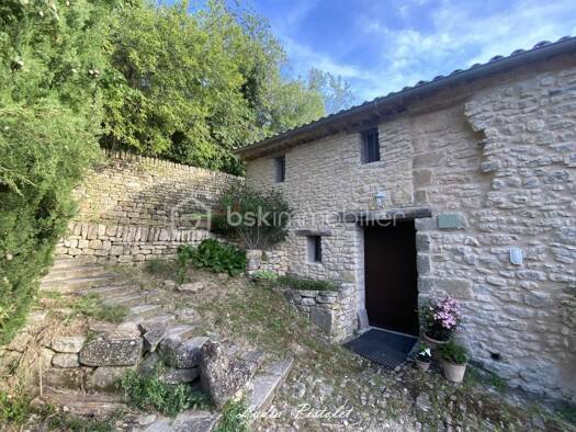 Maison à vendre 347 000 € 4 pièces 2 chambres 95 m² 30 m² de terrain Saignon 84400