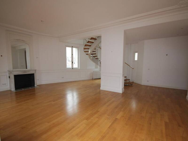 Maison à louer, 145m², PARIS 16E