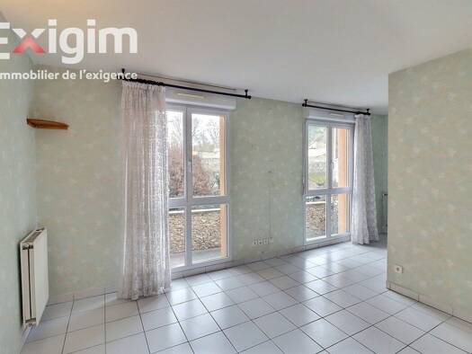 Appartement à vendre 88 000 € 1 pièce 25,3 m² Étage 1/4 Tournon-sur-Rhône 07300