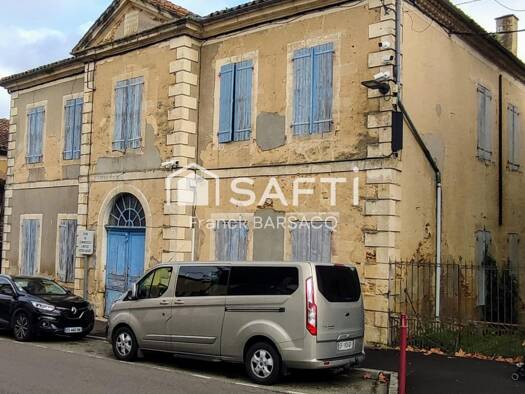 Immeuble à vendre 125 000 € 352 m² Cazaubon 32150