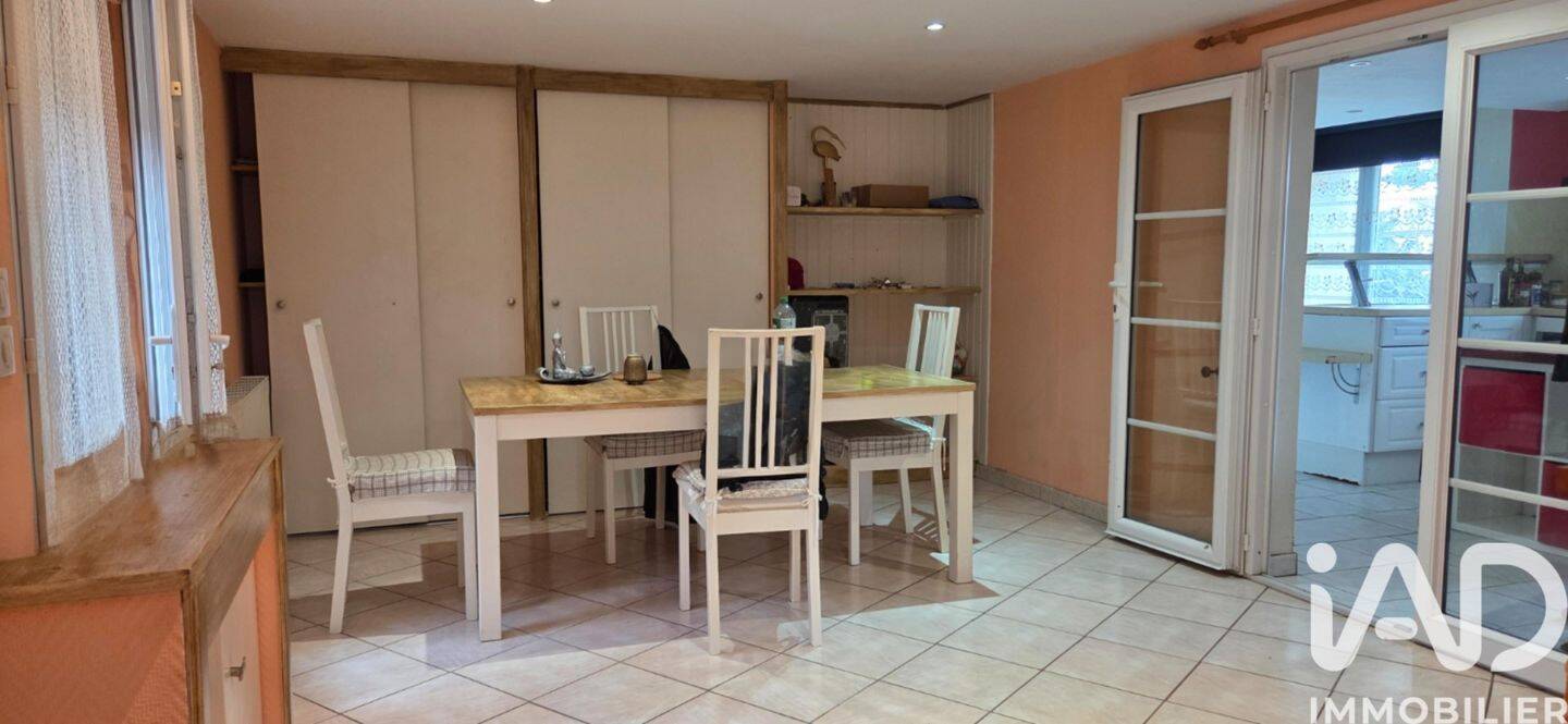 Maison à vendre, 135m², MONTENDRE