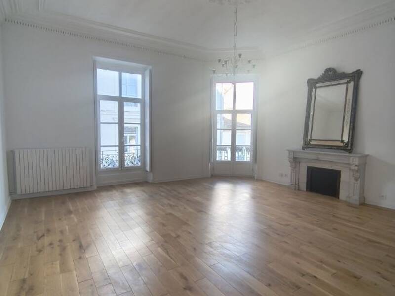 Maison à louer, 173m², NIMES