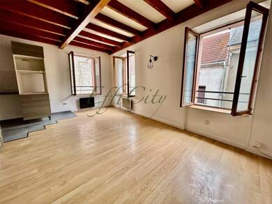 Duplex à vendre 178 000 € 3 pièces 2 chambres 55 m² Étage 1/1 Est Sud Claye-Souilly 77410