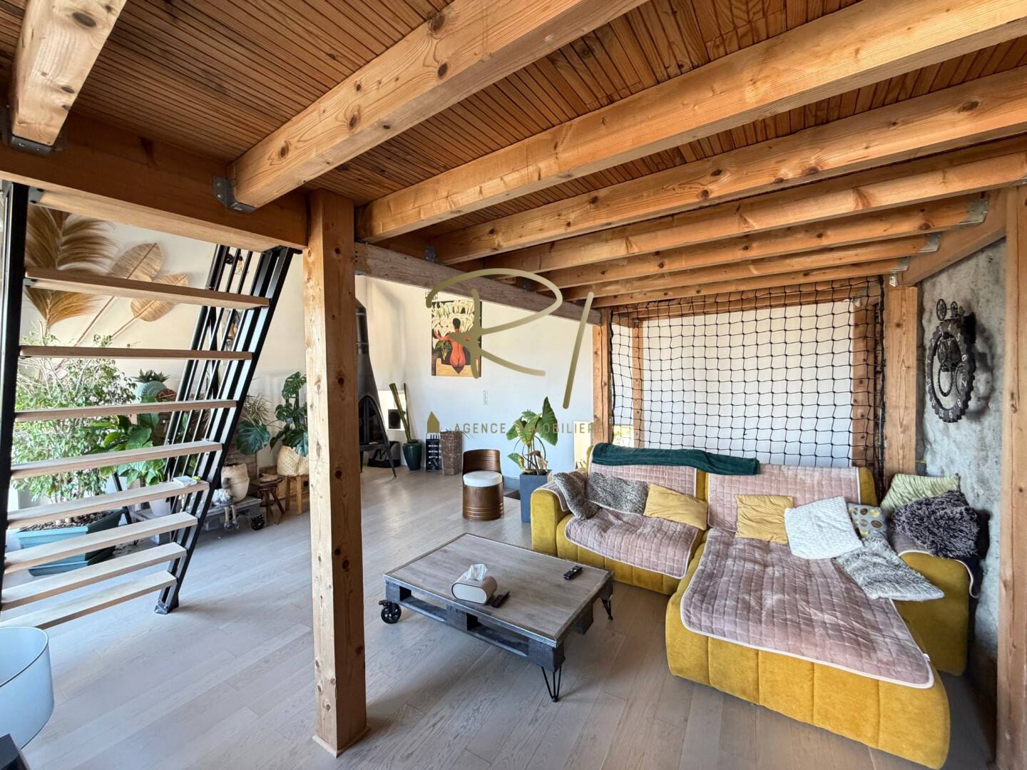Maison à vendre, 136m², SAINT SAUVEUR DE CRUZIERES