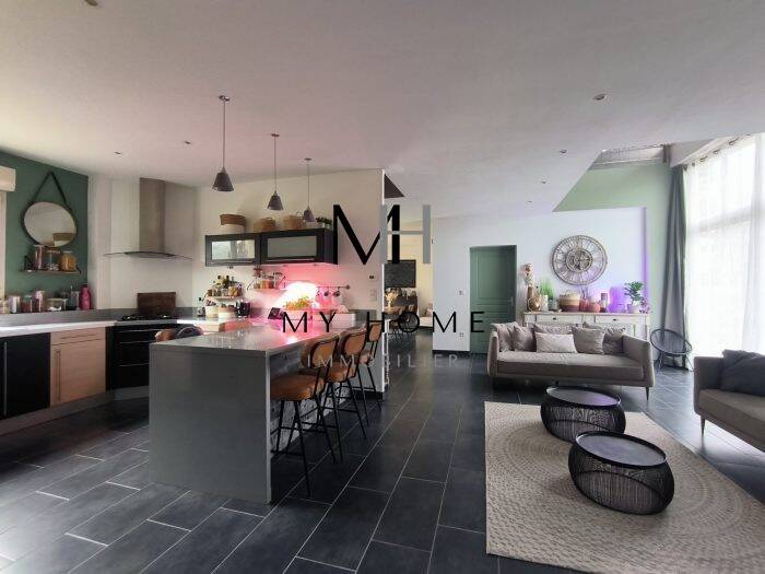 Maison à vendre, 320m², SAINT PIERRE DES NIDS